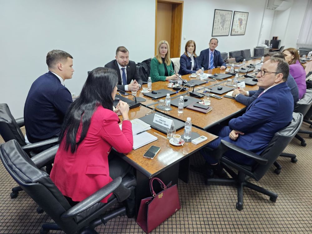 VLADA TK – Sastanak sa predstavnicima pravosudnih institucija u Kantonu