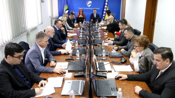 Vlada TK – Uspješno realizovana višemilionska ulaganja u UKC Tuzla