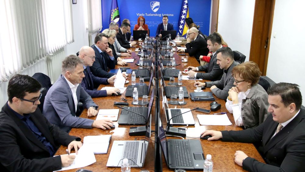 Vlada TK – Uspješno realizovana višemilionska ulaganja u UKC Tuzla