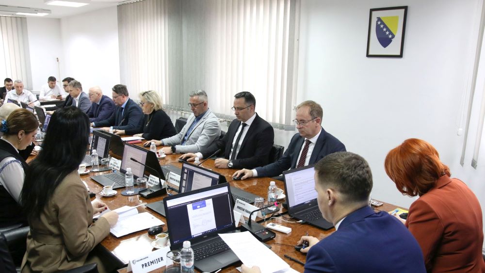 VLADA TK – 3,8 miliona KM za strateško jačanje Aerodroma Tuzla