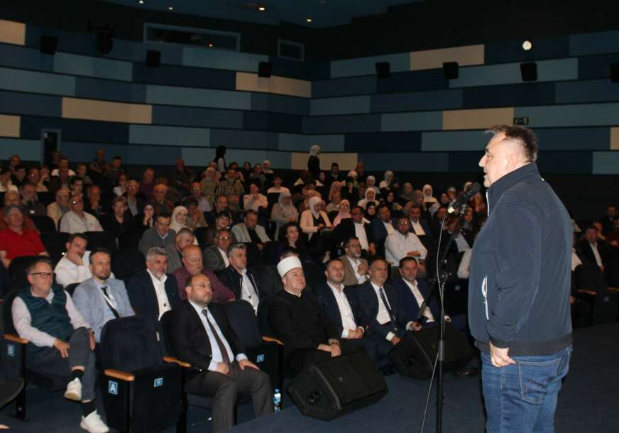 Avdo Husejnović promovirao svoj novi dokumentarni film: “No lomite munar i džamiju”