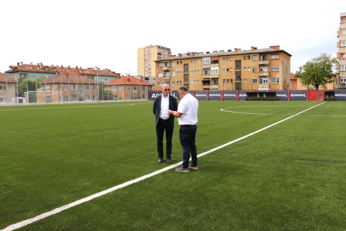 Završena modernizacija pomoćnog terena stadiona Tušanj – više od 700.000 KM uloženo u razvoj sporta