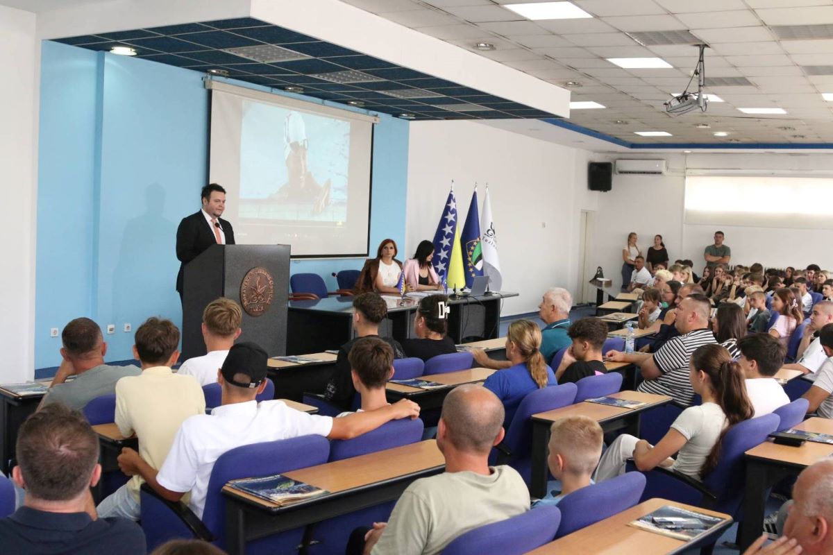 Uspješnim učenicima i studentima za sportska postignuća dodijeljeno 227 stipendija