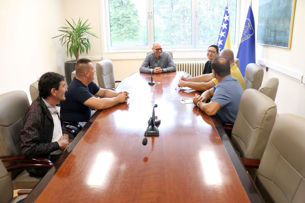 Gradonačelnik Lugavić ugostio predstavnike mjesnih zajednica Mramor, Dobrnja, Dragunja i Ljepunice