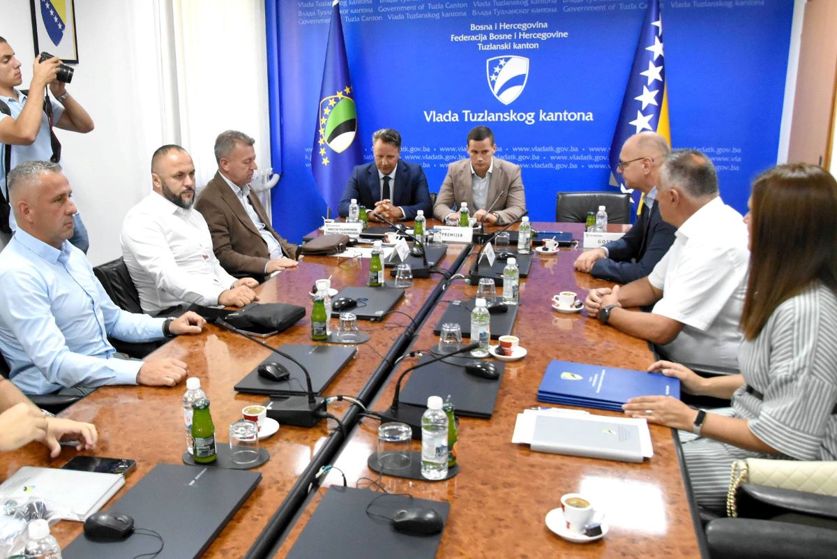 Za sisteme vodosnabdijevanja Tuzle i Gradačca izdvojeno gotovo 14 miliona KM