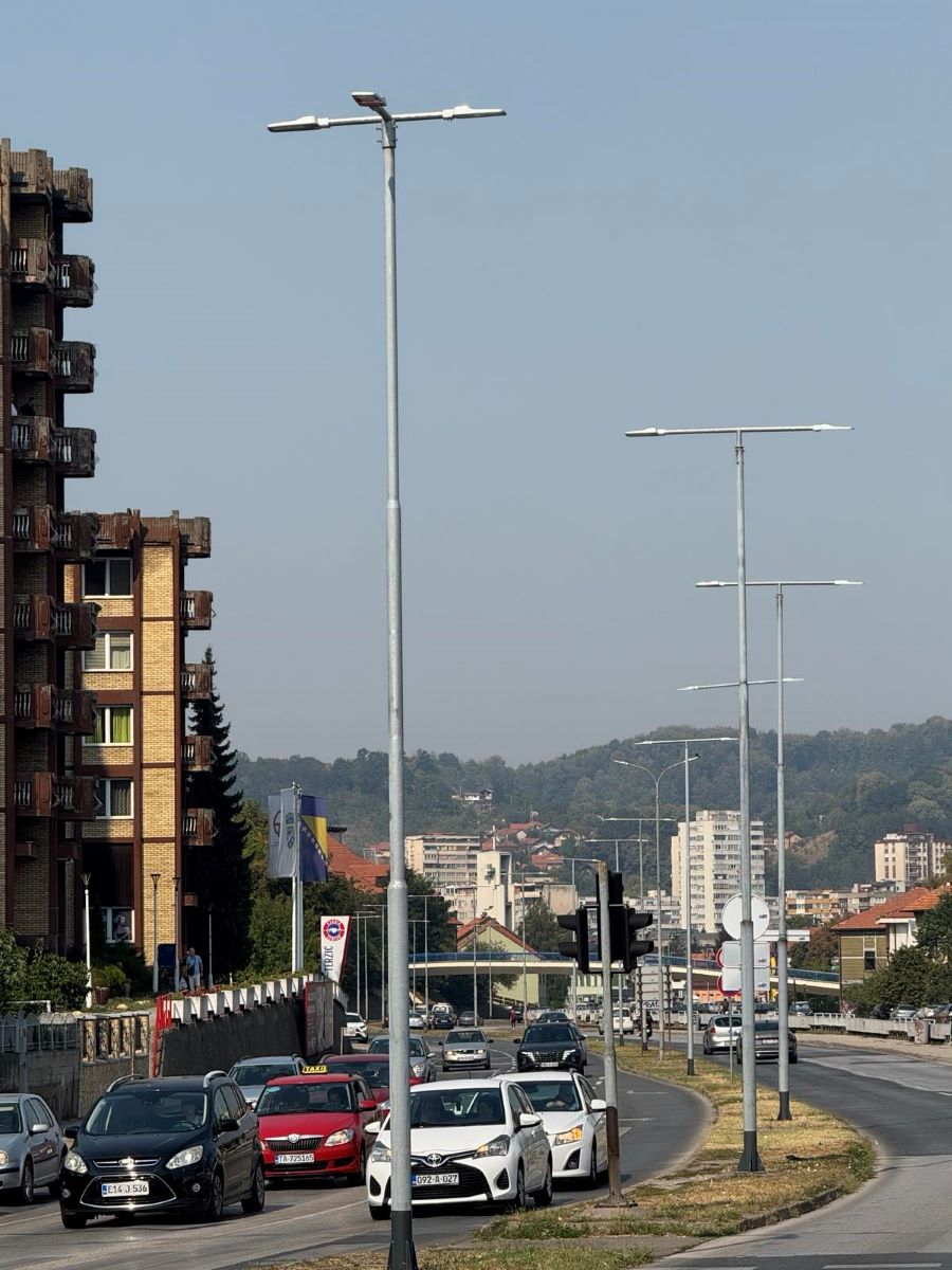 Proširena i modernizovana javna rasvjeta na više lokacija u Tuzli